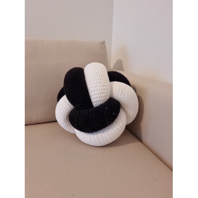 Coussin Knot